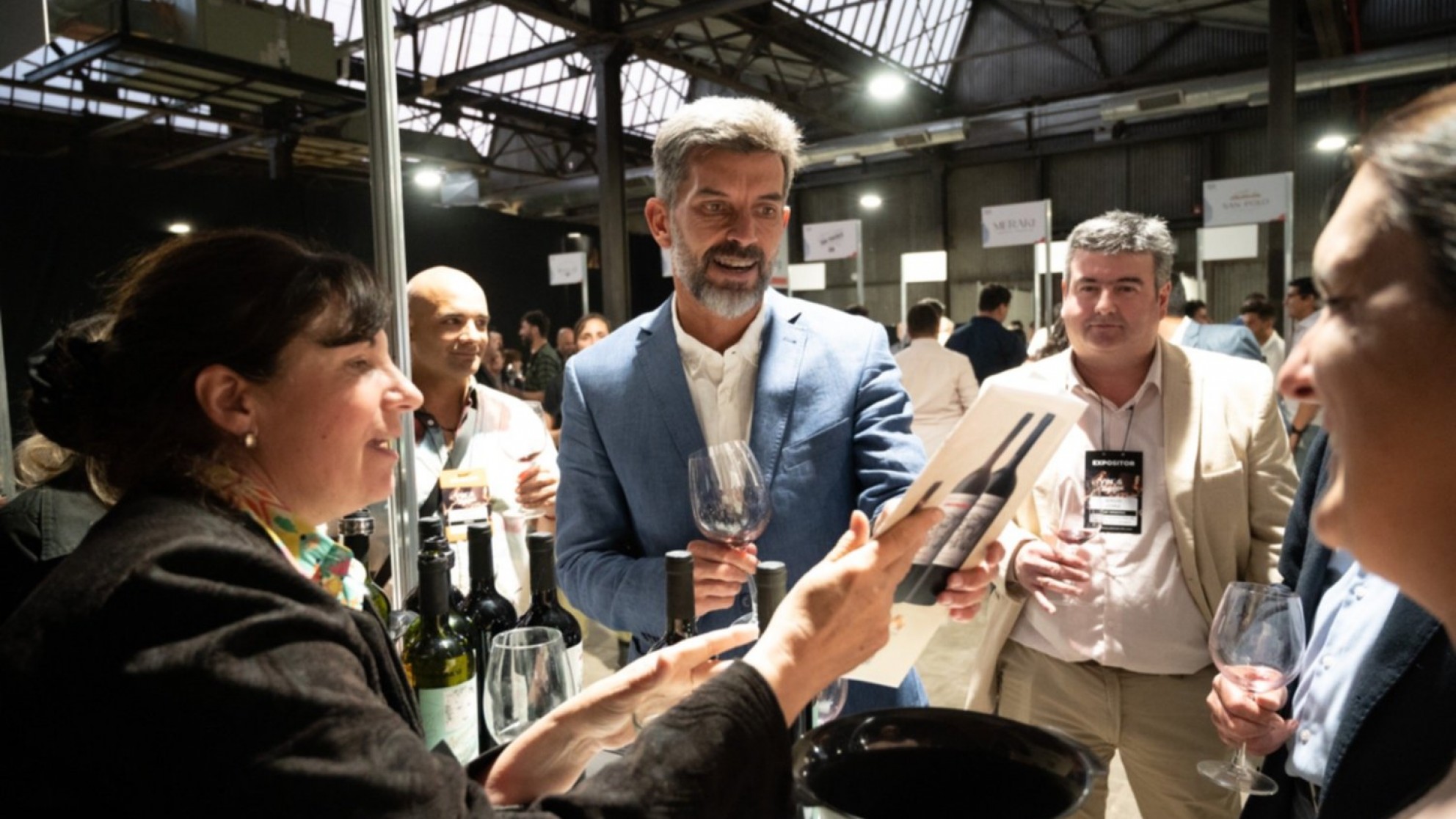 Ulpiano Suarez participó de la inauguración de la Expo Vinos y Negocios Mendoza